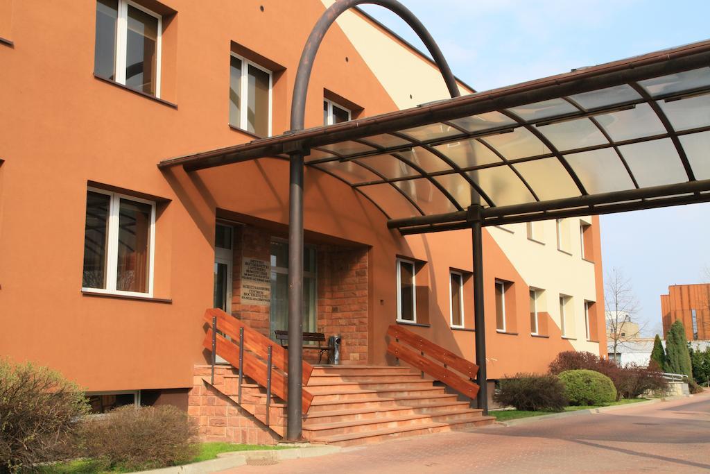 Centrum Konferencyjne Ibib Pan Varsovia Exterior foto